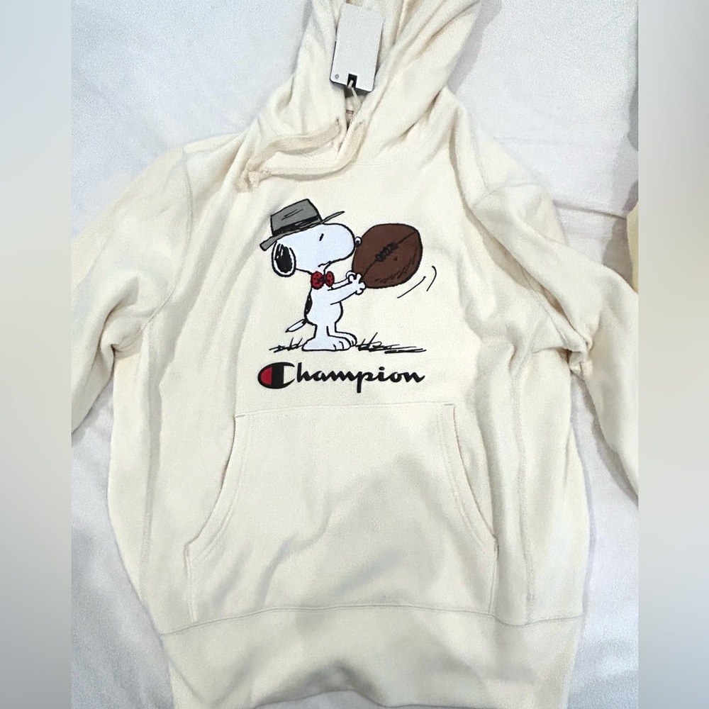 Champion x Todd Snyder Peanuts Snoopy Football Hoodie Sweatshirt